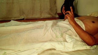 I like to masturbate every morning before getting up