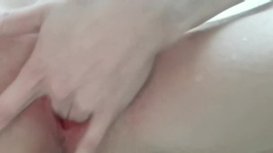 Masturbation shower fingering orgasm pink pussy solo female