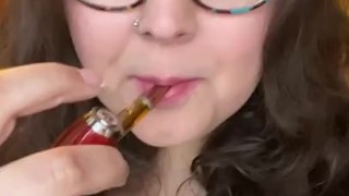 BBW sexy vaping kiss 