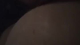 Penetrando mi húmedo coño????????