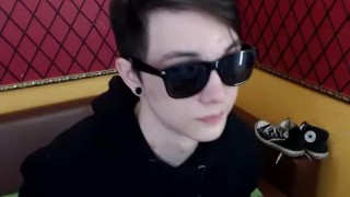 Twink wanking all day but recorded hik