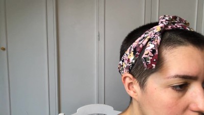 BONITA MORENA CON PELO CORTO SE VISTE Y SE PINTA - Deessebronzee ...