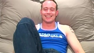 British amateur Rik masturbates and cums after an interview