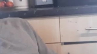 Kitchen quickie before get caught