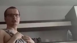 Вонек - трясохуй-ебатель воздуха