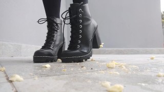Lady Nymphelin breaks things all for you