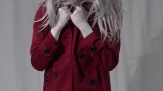 えっちな白ゼンタイ着ぐるみ猫が生脱ぎ！恥ずかしい服が下に……