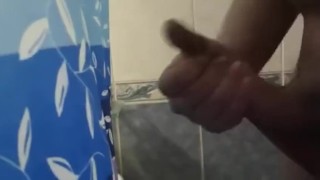 man loves to jerk off in the shower