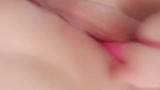 Kiwi girls pussy squirts hard 