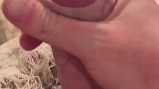 I love jerking offf and knowing people watch