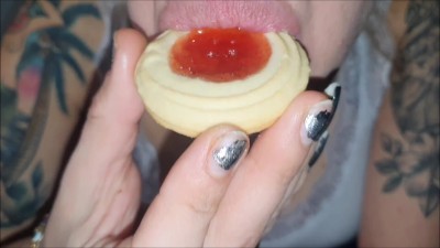 Cookies vore, digestion and Porn Videos - Tube8