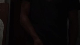 Gostando feito vagabundo pintudo 