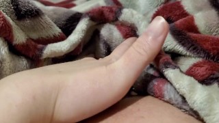 Jilling with my left hand for the first time 