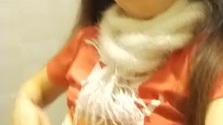 OMG- Fingering my tight pussy in a restaurant#Quick Orgasm