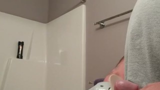 ALMOST CAUGHT massaging to Pornhub