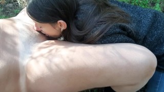 Секс на свежем воздухе больше вставляет, кончаю в рот, часть 2 - lesbian_illusion