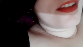 JOI PORTUGUÊS - CUCKOLD - Dando para o namorado e para o cunhado