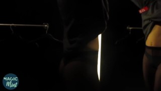 AMATEUR VOYEUR - GIRL SHOWS HER ASS IN A CHANGING ROOM