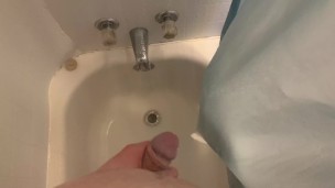Wife's sister sucks dick in shower blowjob cumshot facial