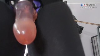 METTO IL CAZZO ALLA STATUA 