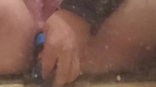 White anal whore fucks ass