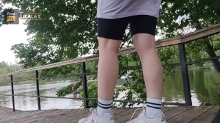 The beauty could not restrain herself and pissed herself in shorts right at the boat station