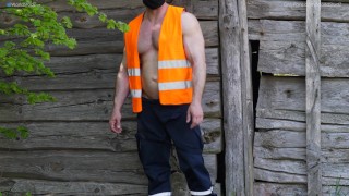 Muscle construction worker gets naked for some cash OnlyFans/WorldStudZ