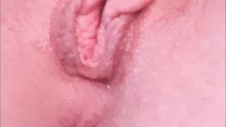 Morning pussy play