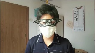 「乳首を弄び切ない声と表情で射精を誘う淫語お姉さん」でオナニー