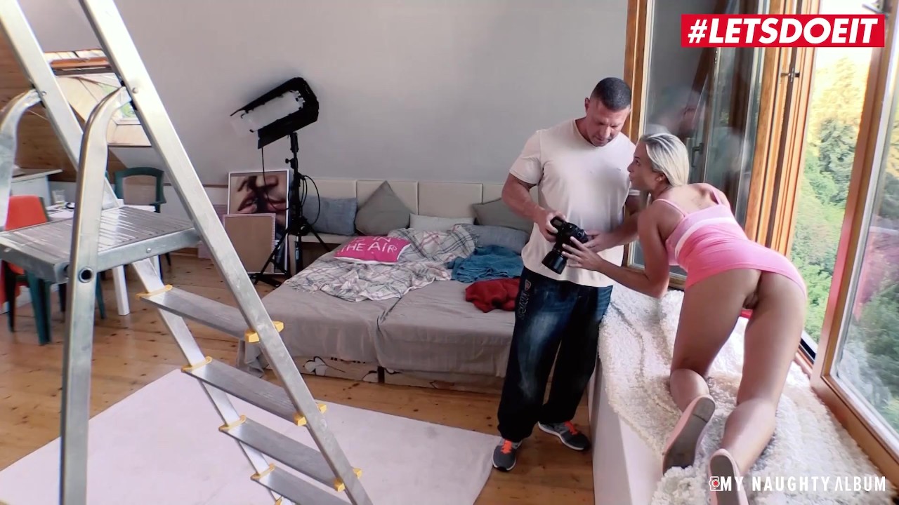 Preview 3 of Mynaughtyalbum - Vinna Reed Czech Babe Turns Photoshoot Into Erotic Fuck - Letsdoeit