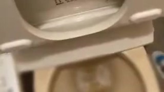 おしっこするとホッとするよね♪
