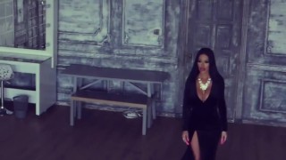 Lara Frost's hot walk