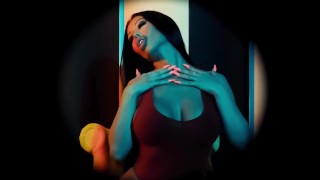 your dream - Hot bitch Lara Frost