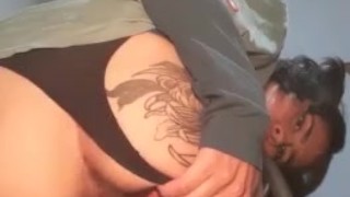 Latina necesitada a escondidas