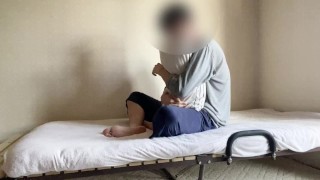 優しくて真面目でちょっとエッチな男の子が肉厚枕と擬似セックス 騎乗位編 