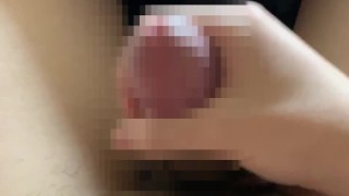 亀頭を真っ赤にさせて射精