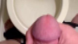 トイレでオナニー