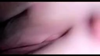 Fat wet pussy masturbation 