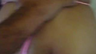 me cojo de espalda a esta  termino dentro de su vagina en casa de sus padres