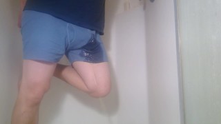 Early monday morning pissing in the burbs