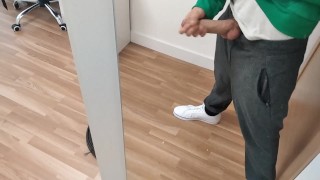 el QUIERE que un CHICO GAY CHUPE su POLLA(PARTE1) 