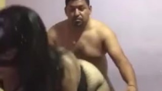 Quería que me pusiera antifaz y fuera su puta