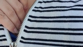 Milf esposa infiel se corre con un chico de Uber camino a la playa