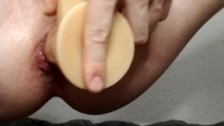 Gaping Anal Warmup For Fit Man 