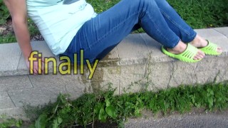 My daily female desperation and peeing in publi