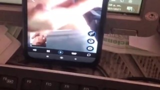 Una paja por chat