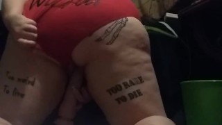 Chubby amateur having solo fun