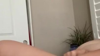 BBW playing with vibrator