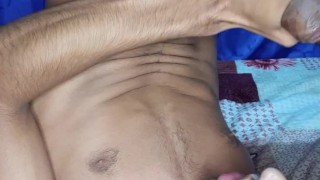 Quería probar mi semen y me vine en mi boca