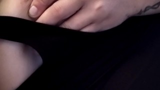 MILF NEEDS ATTENTION ... NOW!! 